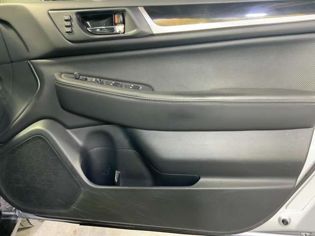 Ref No.A15542480 SUBARU LEGACY OUTBACK Image#14