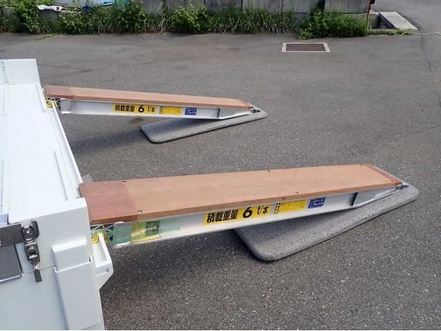 Ref No.A15543257 MITSUBISHI SUPER GREAT Image#6