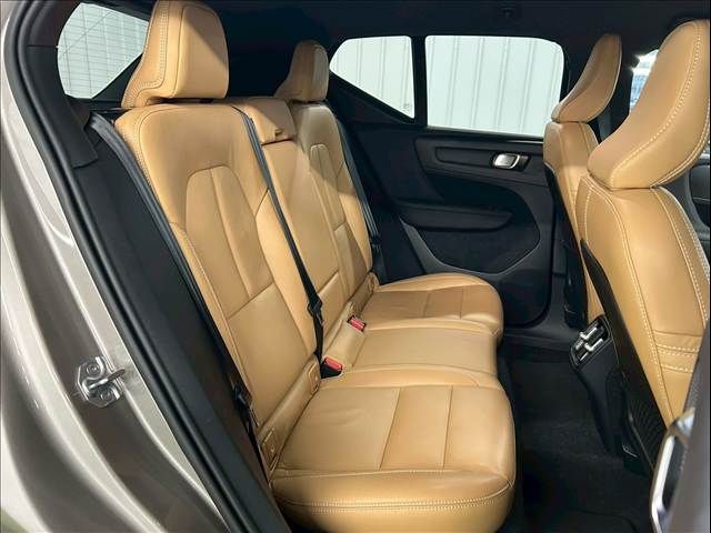 Ref No.A15565192 VOLVO XC40 Image#8