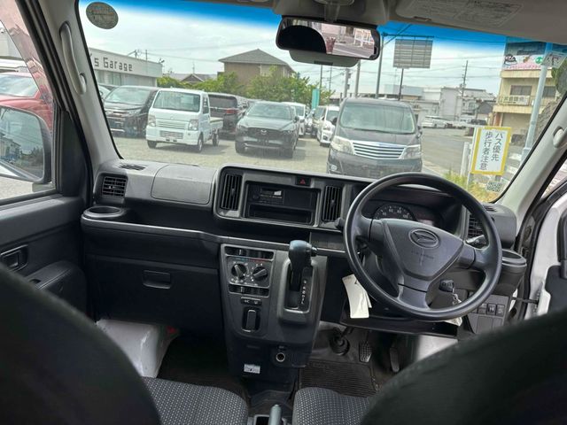 Ref No.A15565749 DAIHATSU HIJET CARGO Image#13