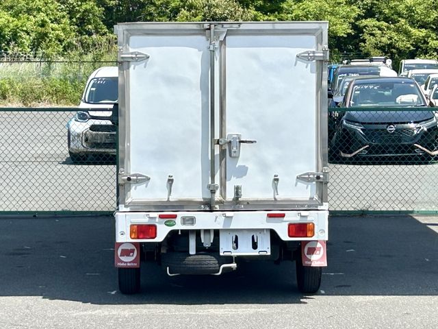 Ref No.A15565756 NISSAN NT100CLIPPER Image#11