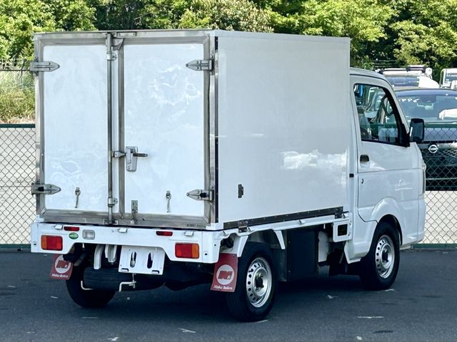 Ref No.A15565756 NISSAN NT100CLIPPER Image#3