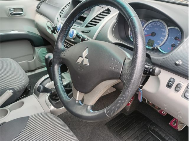 Ref No.A15571078 MITSUBISHI TRITON Image#18