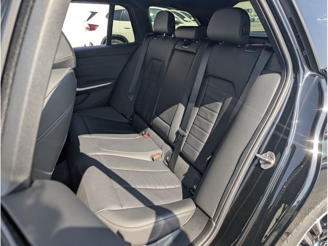 Ref No.A15575880 BMW 3 SERIES Image#17