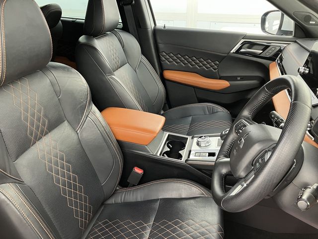 Ref No.A15576127 MITSUBISHI OUTLANDER PHEV Image#10