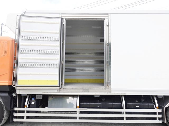 Ref No.A15576392 MITSUBISHI SUPER GREAT Image#12