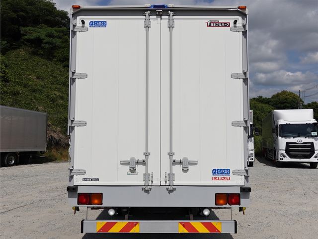 Ref No.A15576394 ISUZU FORWARD Image#9