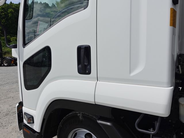Ref No.A15576394 ISUZU FORWARD Image#12