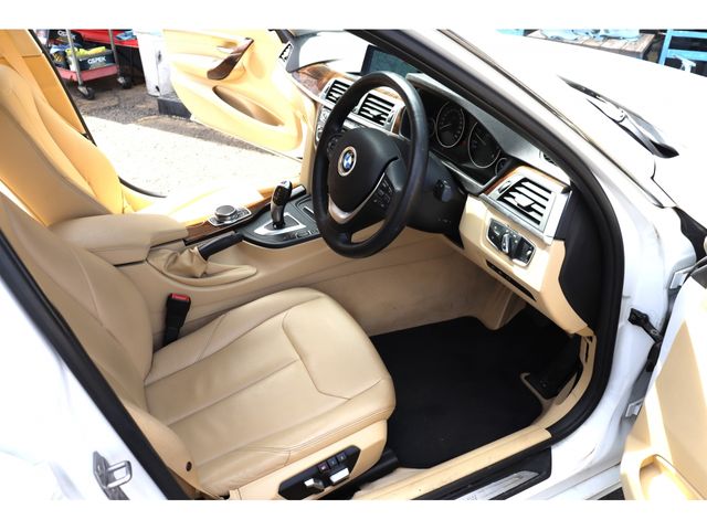 Ref No.A15576692 BMW 3 SERIES Image#3
