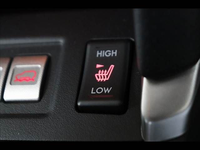 Ref No.A15576830 SUBARU FORESTER Image#8