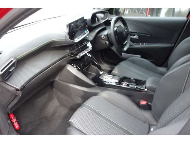 Ref No.A15603015 PEUGEOT e-208 Image#13