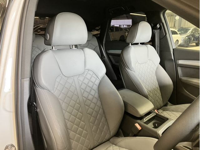 Ref No.A15604136 AUDI Q5 Image#11