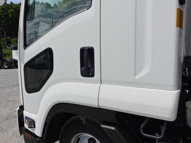 Ref No.A15604190 ISUZU FORWARD Image#13