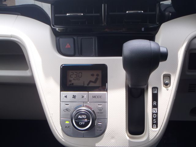 Ref No.A15604311 DAIHATSU MOVE Image#16