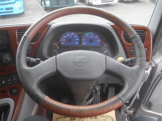 Ref No.A15604366 NISSAN DIESEL QUON Image#13