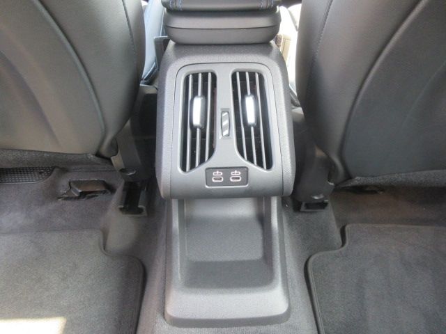 Ref No.A15616937 BMW 2 SERIES Image#19