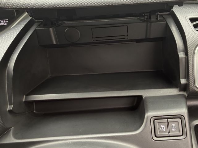 Ref No.A15623831 MITSUBISHI DELICA D2 Image#17
