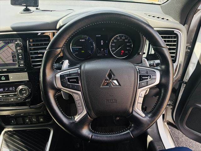 Ref No.A15625465 MITSUBISHI OUTLANDER PHEV Image#11