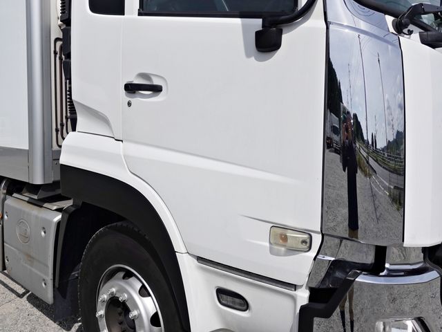 Ref No.A15625490 NISSAN DIESEL QUON Image#5