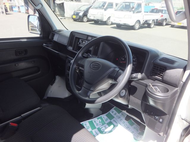 Ref No.A15625496 DAIHATSU HIJET CARGO Image#13