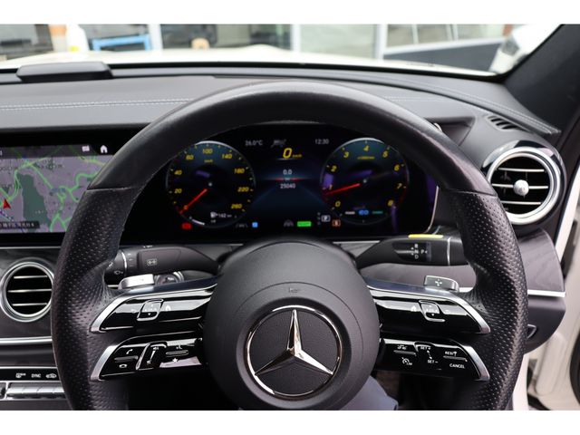Ref No.A15625513 MERCEDES E CLASS Image#13