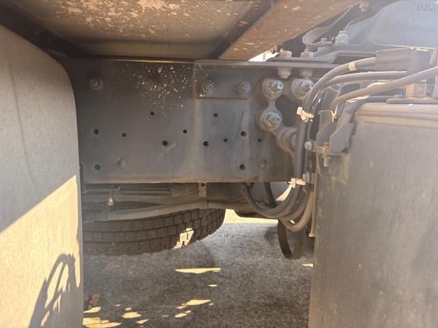 Ref No.A15625598 NISSAN DIESEL QUON Image#8
