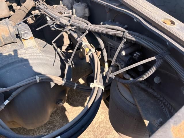 Ref No.A15625598 NISSAN DIESEL QUON Image#4