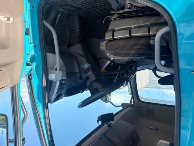 Ref No.A15625598 NISSAN DIESEL QUON Image#17