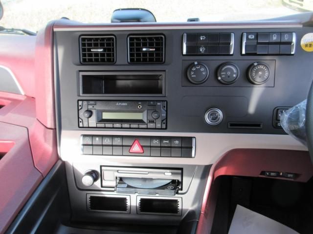Ref No.A15625604 MITSUBISHI SUPER GREAT Image#13