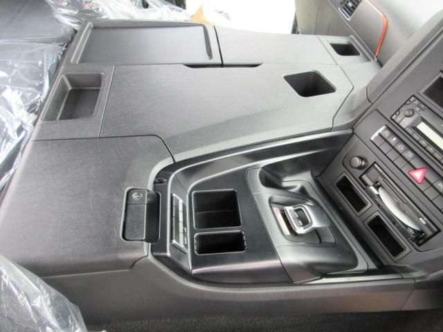 Ref No.A15625608 MITSUBISHI SUPER GREAT Image#11