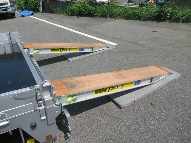 Ref No.A15625786 HINO PROFIA Image#6