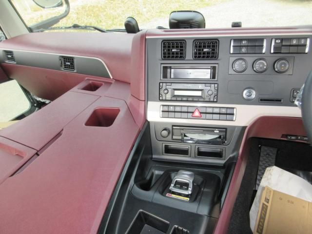 Ref No.A15625799 MITSUBISHI SUPER GREAT Image#13