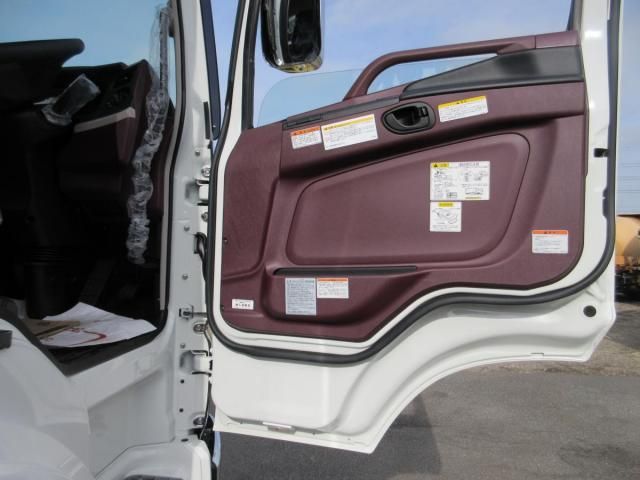 Ref No.A15625799 MITSUBISHI SUPER GREAT Image#8
