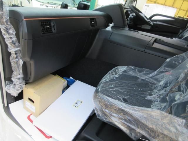 Ref No.A15625805 MITSUBISHI SUPER GREAT Image#17