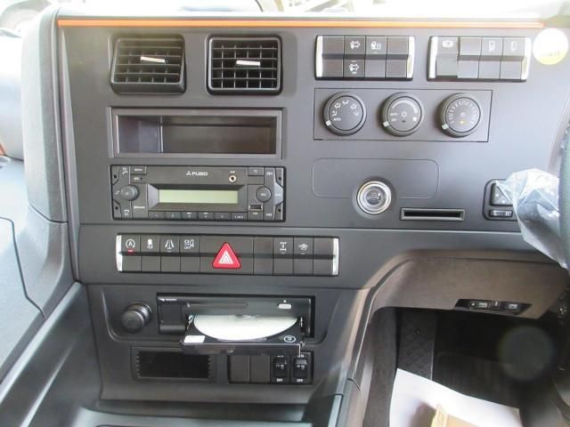 Ref No.A15625805 MITSUBISHI SUPER GREAT Image#13
