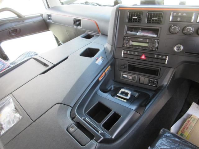 Ref No.A15625806 MITSUBISHI SUPER GREAT Image#12