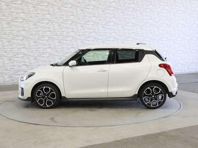 Ref No.A15632128 SUZUKI SWIFT Image#13