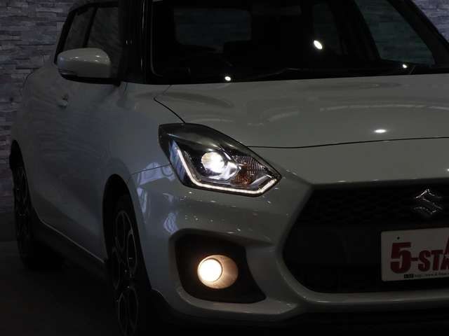 Ref No.A15632128 SUZUKI SWIFT Image#18