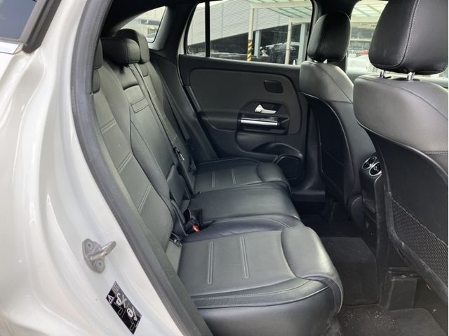Ref No.A15656492 MERCEDES GLA CLASS Image#12