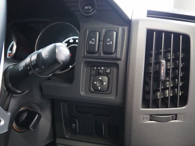 Ref No.A15656585 MITSUBISHI DELICA D5 Image#17