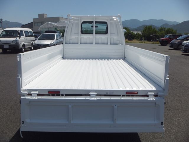 Ref No.A15666611 MAZDA BONGO TRUCK Image#8
