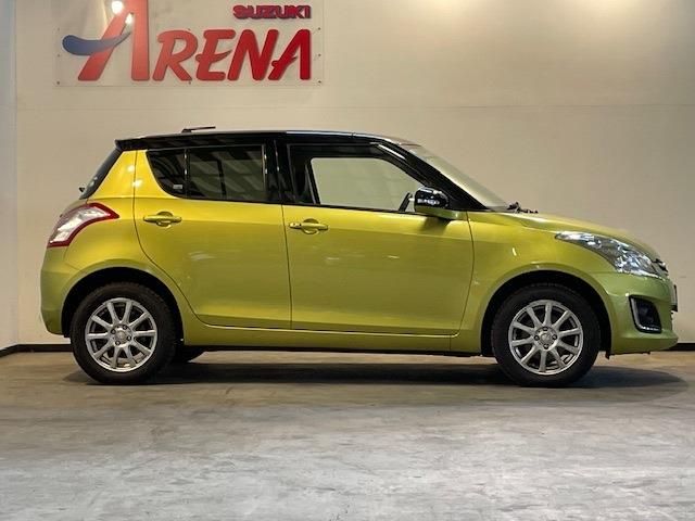 Ref No.A15666982 SUZUKI SWIFT Image#4