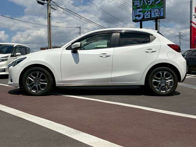 Ref No.A15682438 MAZDA DEMIO Image#15