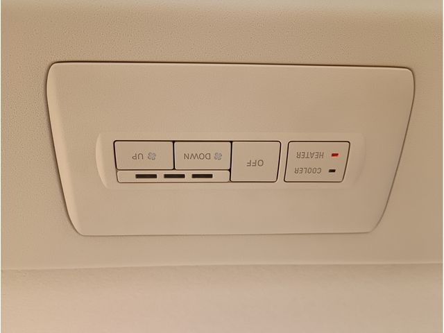Ref No.A15682442 MITSUBISHI DELICA D5 Image#17