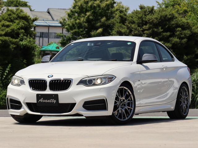 BMW 2 SERIES
