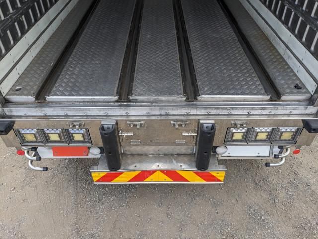 Ref No.A15682653 NISSAN DIESEL QUON Image#9