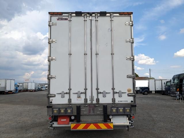 Ref No.A15682653 NISSAN DIESEL QUON Image#5