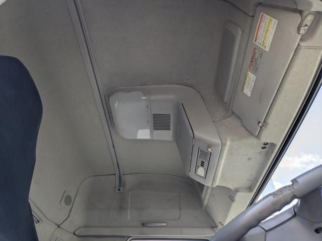 Ref No.A15682656 MITSUBISHI SUPER GREAT Image#17