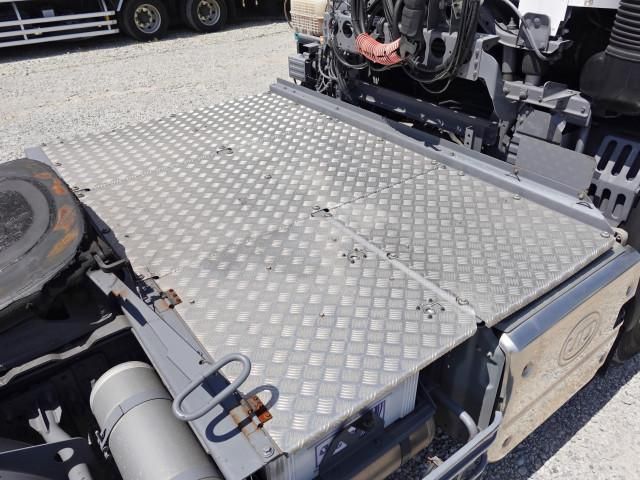 Ref No.A15682677 NISSAN DIESEL QUON Image#16