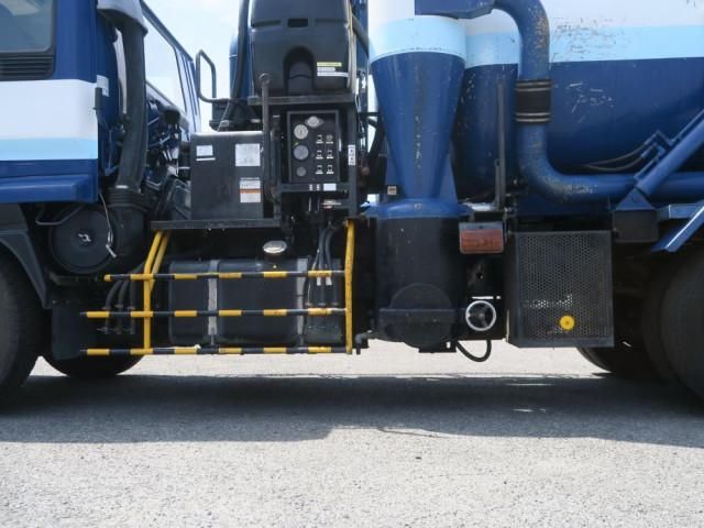 Ref No.A15682954 ISUZU FORWARD Image#20